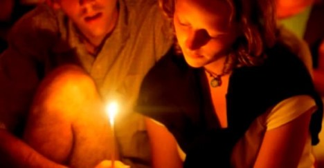 tiens-ma-lampe-allumee